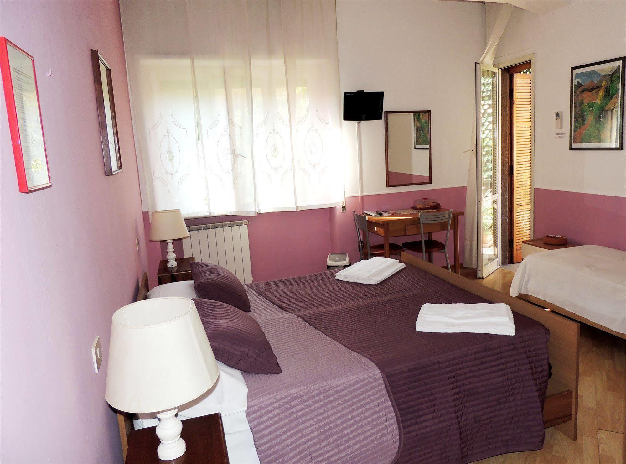 Maison Genevois 3 Bed & Breakfast Rome Exterior photo