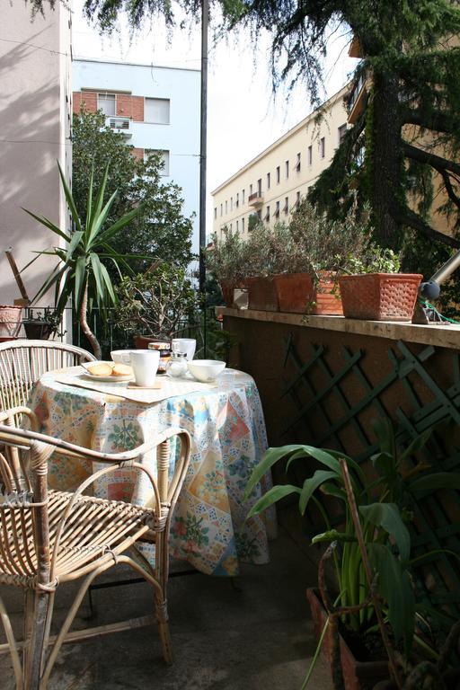 Maison Genevois 3 Bed & Breakfast Rome Exterior photo